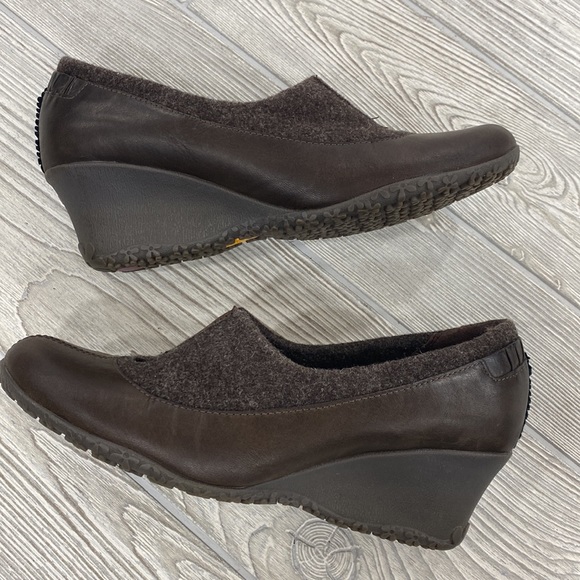 Merrell Tulip Espresso Brown Wool and Leather Wedges - sz 9.5 - Picture 8 of 9